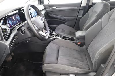Volkswagen Golf 1.5 eTSI EVO Style DSG