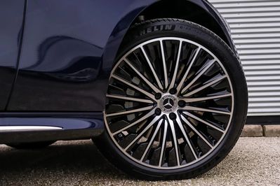 Mercedes E Klasa 300 e 4-Matic AMG