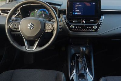 Suzuki Swace 1.8 Hybrid Premium Plus CVT