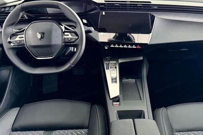 Peugeot 408 Business S&S e-DCS6 1.2 PureTech mHEV