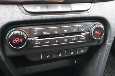 Kia Ceed 1.5 T-GDI L Business Line DCT