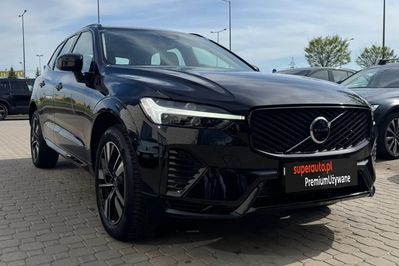 Volvo XC60 B5 B AWD Plus Dark