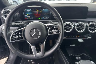 Mercedes CLA 250 e 8G-DCT