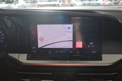 Ford Transit Connect L2 Limited PHEV A6