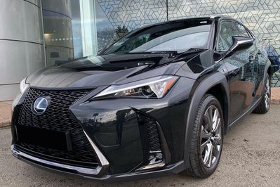 Lexus UX 300h F Sport Design Hybrid Dynamic Force