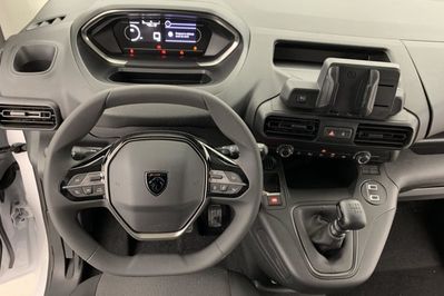 Peugeot Partner Van Long L2H1