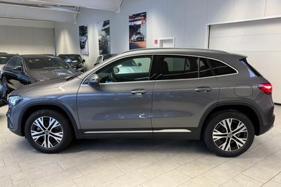 Mercedes GLA 220  4-Matic Progressive