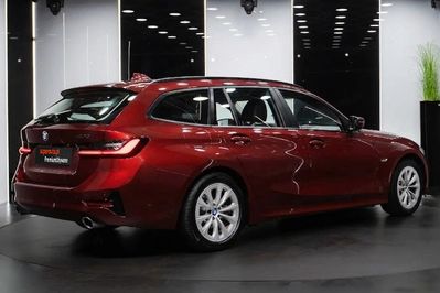 BMW Seria 3 318i Advantage sport-aut