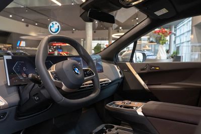 BMW iX xDrive60