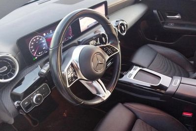 Mercedes CLA 180 7G-DCT