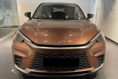 Lexus LBX Emotion 1.5 Hybrid