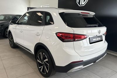 MG ZS 1.5 HEV+ Exclusive aut