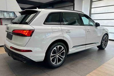 Audi Q7 50 TDI quattro S Line