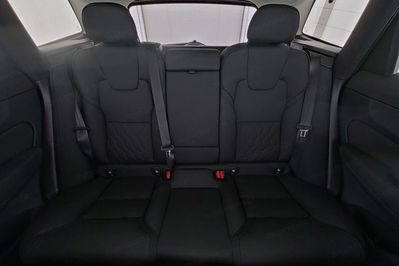 Volvo XC60 B5 B AWD Plus Dark aut