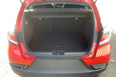 Renault Captur Techno 1.8 E-Tech Full Hybrid AT