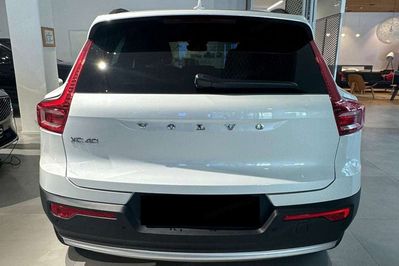 Volvo XC40 B3 Essential