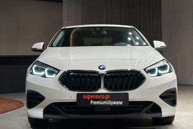 BMW Seria 2 220i Advantage aut