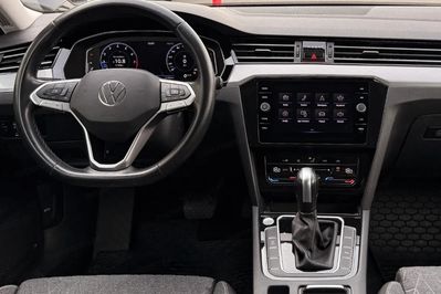 Volkswagen Passat 1.5 TSI Business DSG