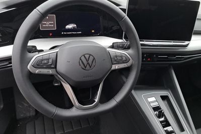 Volkswagen Golf Life Plus 1.5 eTSI mHEV DSG
