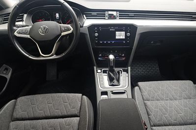 Volkswagen Passat TSI EVO Business DSG