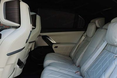 BMW Seria 7 740d xDrive M Sport