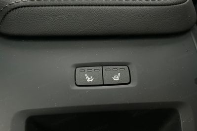Volvo XC60 T6 Plug-In Hybrid AWD Core
