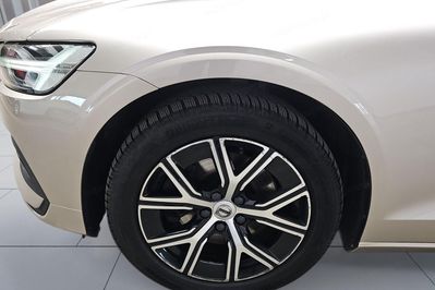 Volvo V60 B3 B Core