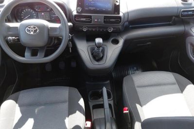 Toyota Proace City Verso BUSINESS