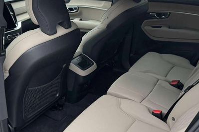 Volvo XC90 B5 B AWD Plus Bright