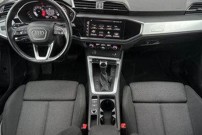 Audi Q3 35 TFSI mHEV S-Line S tronic