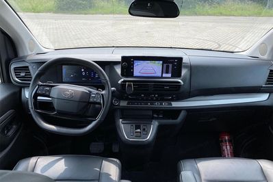 Toyota Proace Verso Long L2H1 VIP AT