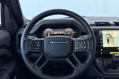 Land Rover Defender 110 D350 X-Dynamic HSE
