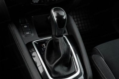 Nissan Qashqai 1.3 DIG-T N-Connetca DCT