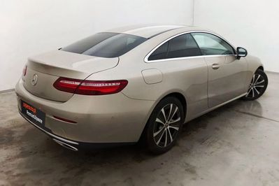 Mercedes E Klasa 220 d Coupe 9G-TRONIC