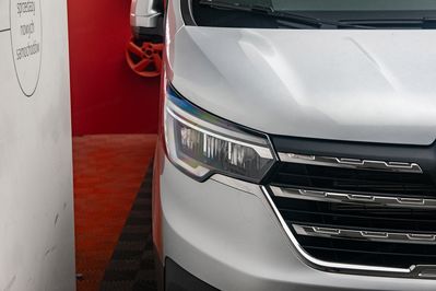 Renault Trafic Kombi L2H1 AT9
