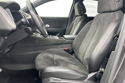 DS DS 7 Performance Line 1.6 E-Tense Hybrid AT