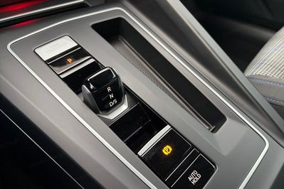 Volkswagen Golf GTE 1.4 eHybrid DCT