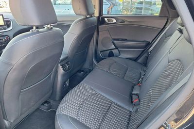 Kia Ceed 1.5 T-GDI Tribute DCT