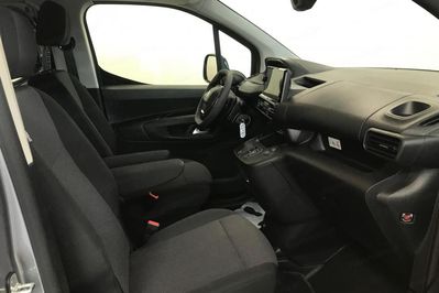 Peugeot Partner Van L2H1 Zabudowa Brygadowa EAT8