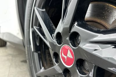 DS DS 7 Performance Line 1.5 BlueHDI AT