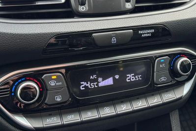 Hyundai i30 1.0 T-GDI Smart DCT