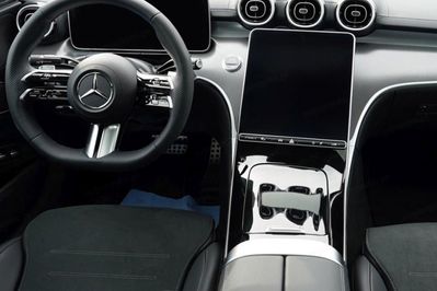 Mercedes Klasa C 200 4-Matic AMG