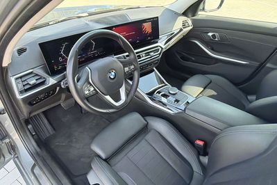 BMW Seria 3 320i