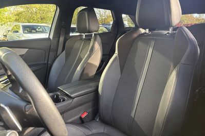 Peugeot 3008 GT 1.2 PureTech  S&S EAT8