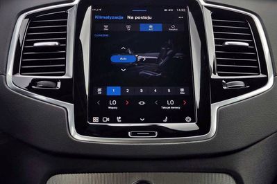 Volvo XC90 B5 D AWD Plus Bright 7os