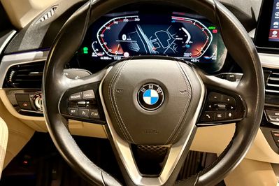 BMW Seria 5 Touring 520d xDrive