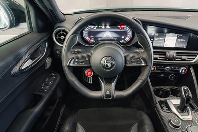 Alfa Romeo Giulia Bi Turbo V6 Quadrifoglio