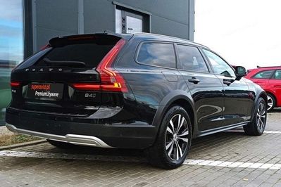 Volvo V90 Cross Country B4 D AWD Momentum