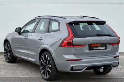 Volvo XC60 T6 Plug-In Hybrid AWD Ultra Dark