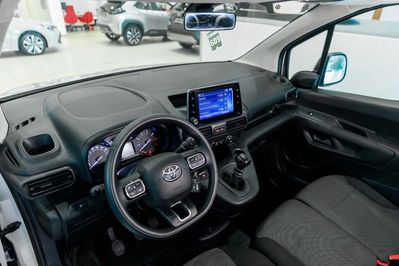 Toyota Proace City Verso D-4D